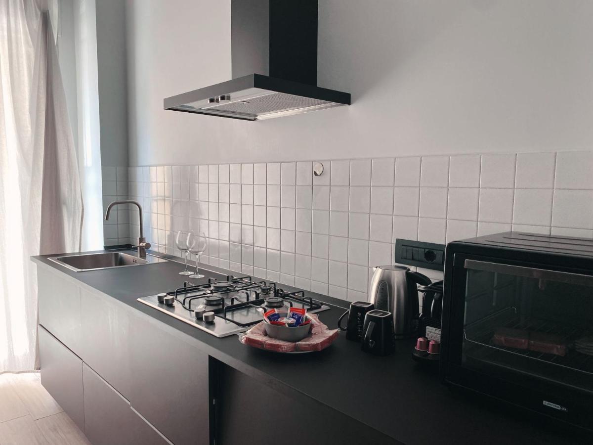 Duo Apartment サレルノ エクステリア 写真