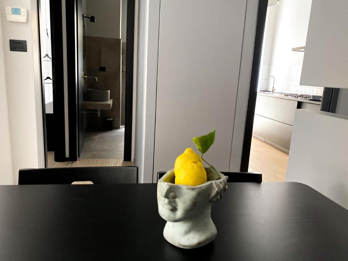 Duo Apartment サレルノ エクステリア 写真