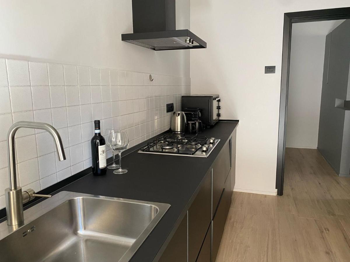 Duo Apartment サレルノ エクステリア 写真